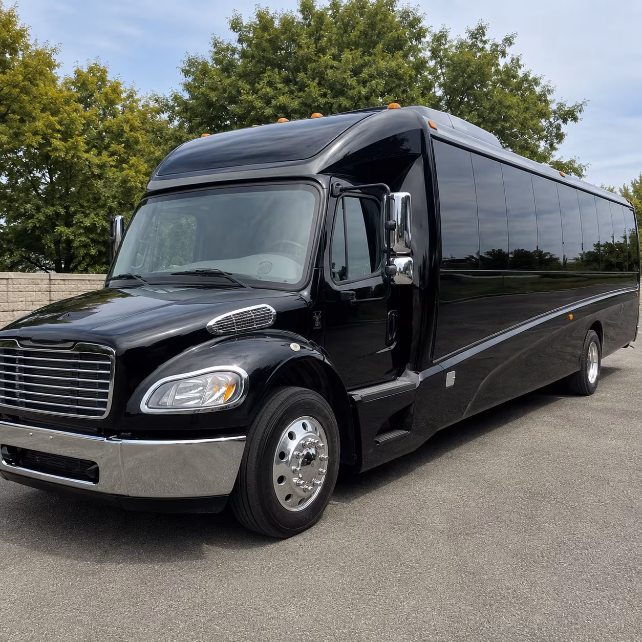 hesperia 18 passenger minibus