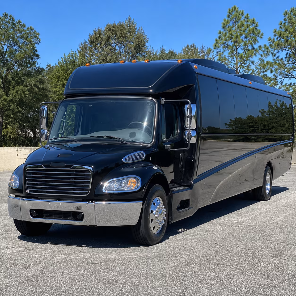 hesperia 25 passenger minibus