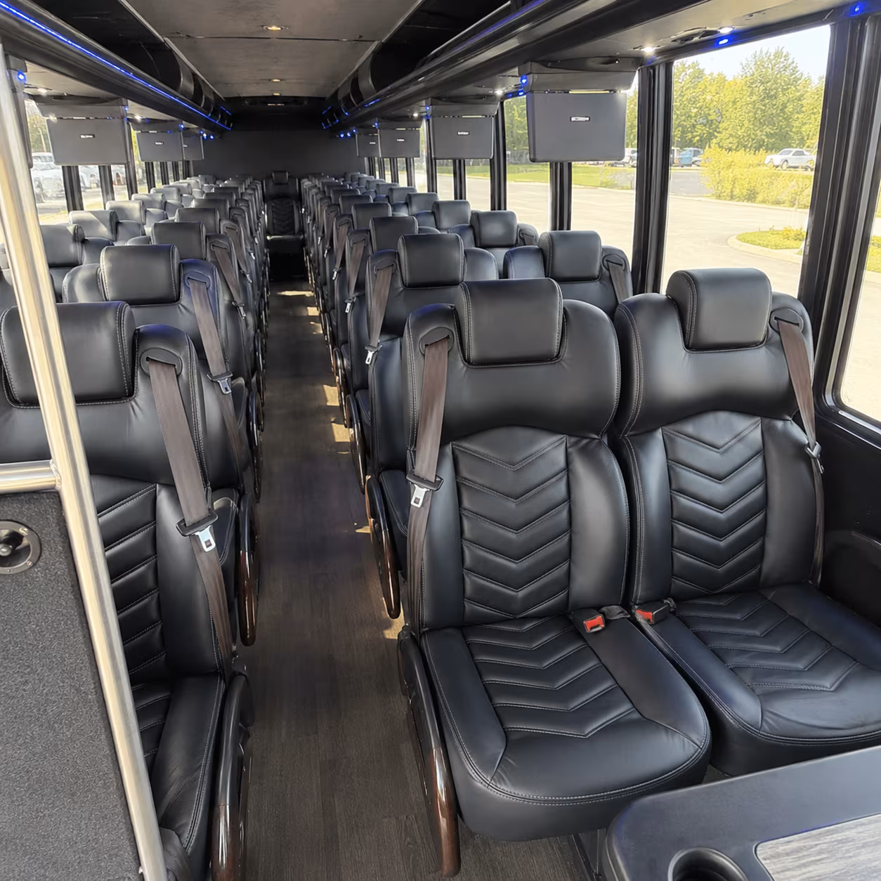 hesperia 30 passenger minibus interior