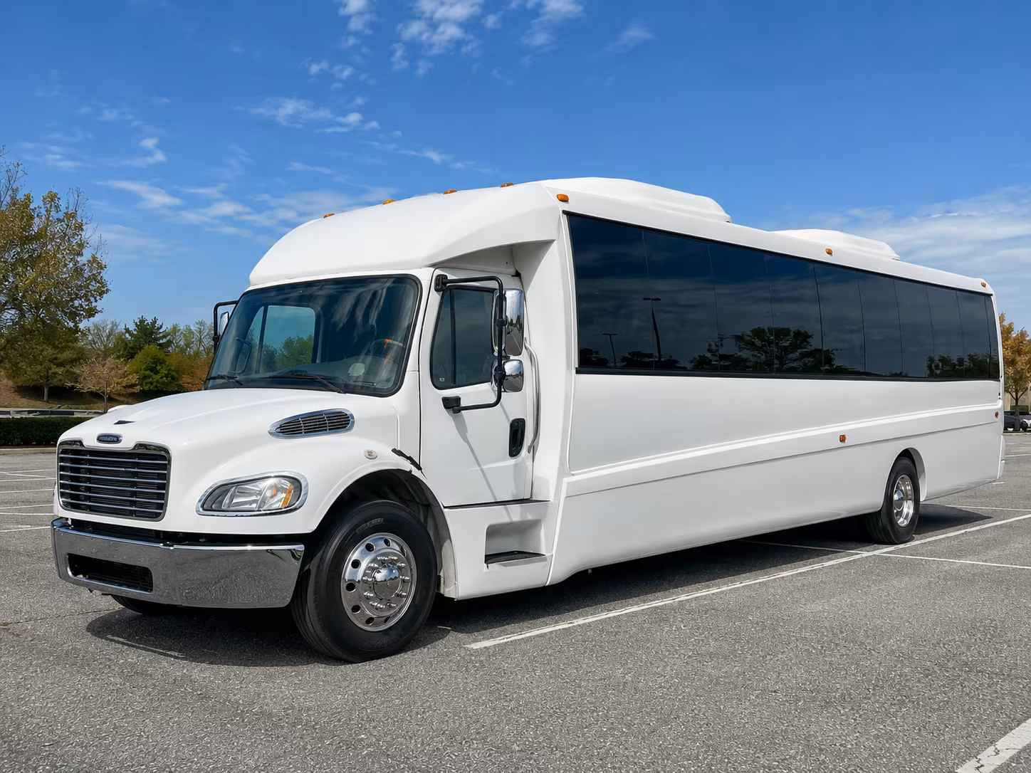 hesperia 30 passenger party bus