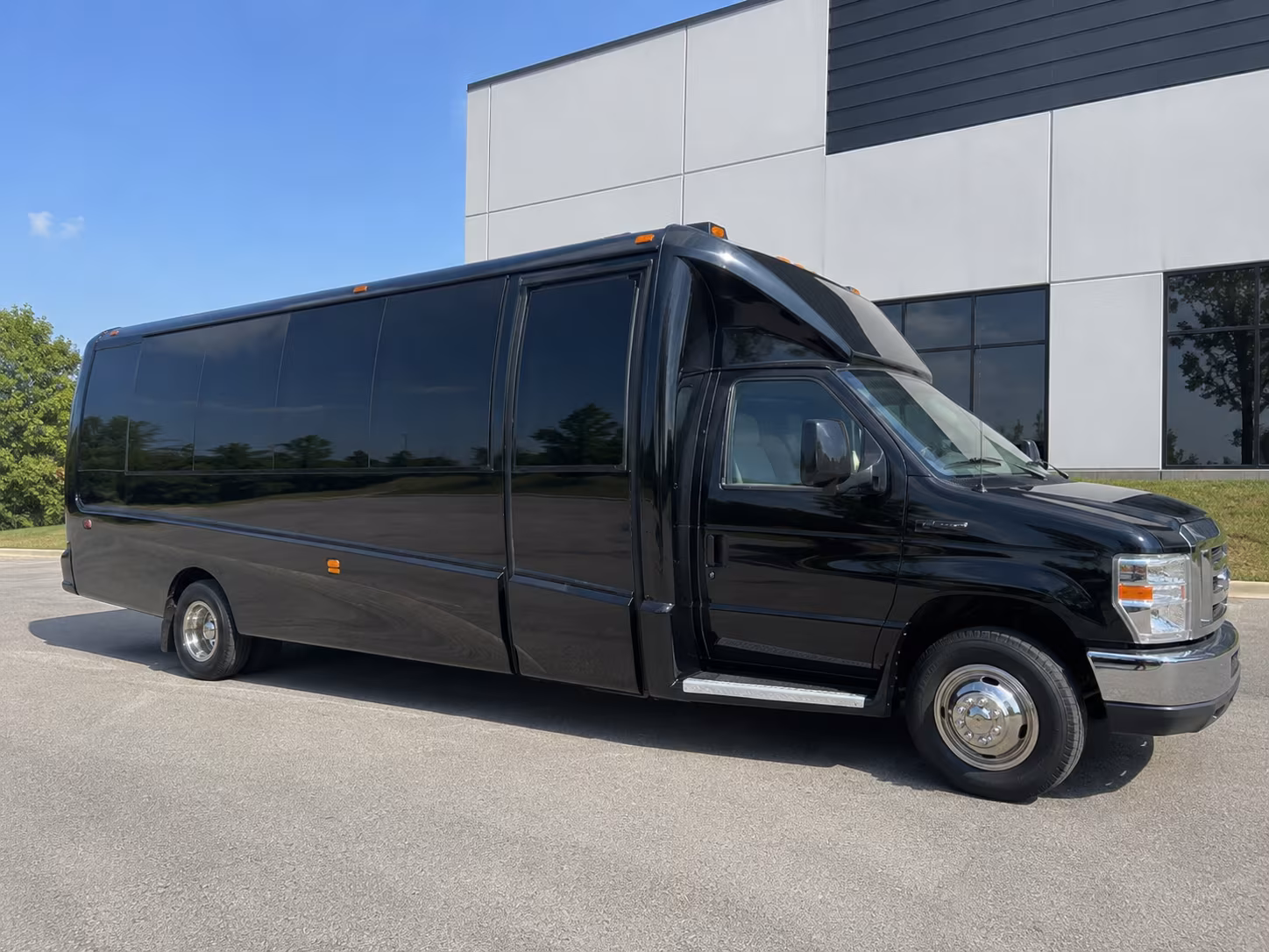 party buses for birthdays quinceaneras and sweet 16 celebrations
