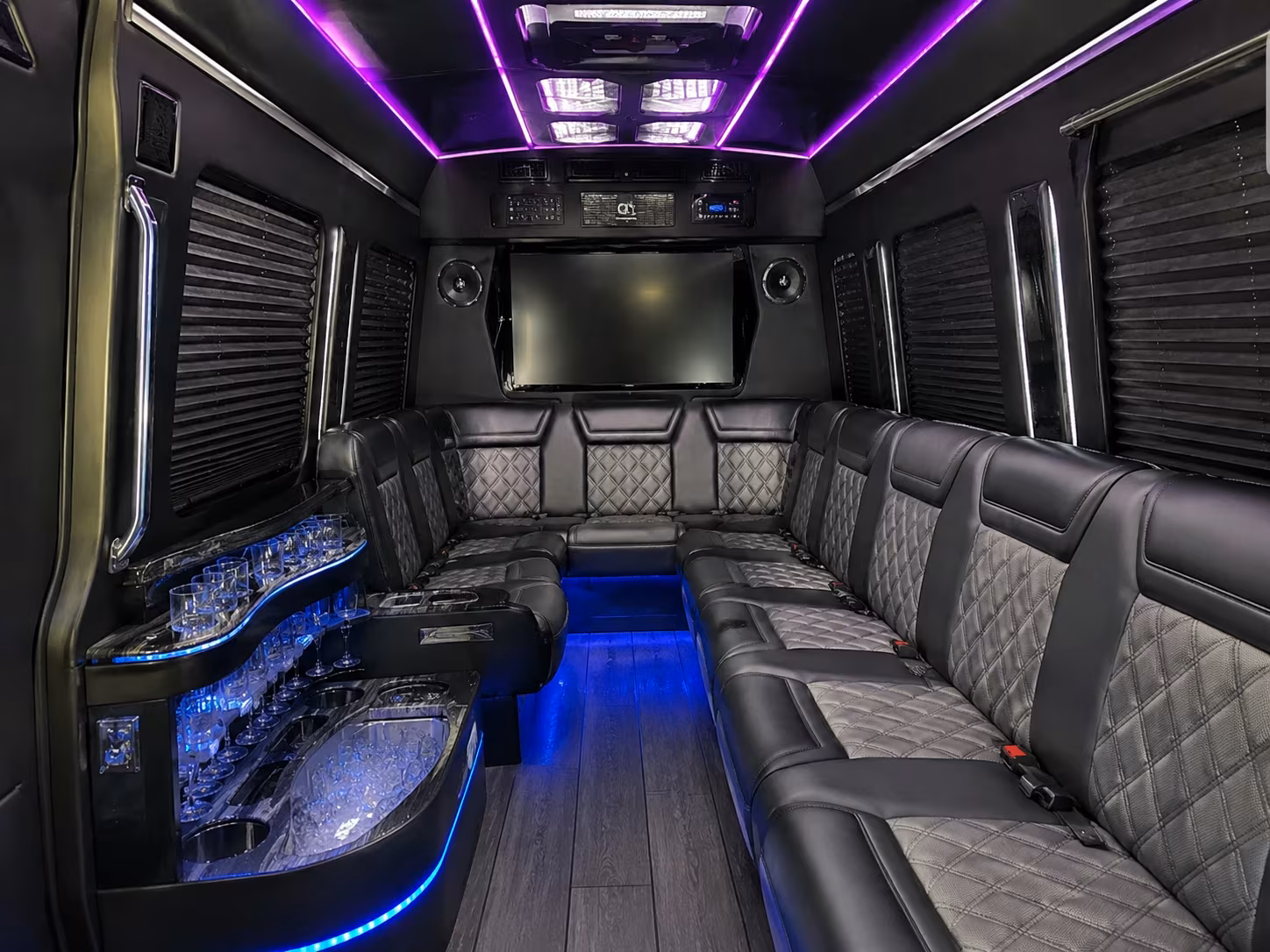 sprinter vans and party buses for hesperia prom court and vip groups